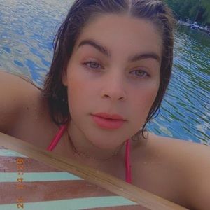 Meet your Posher, Felisha